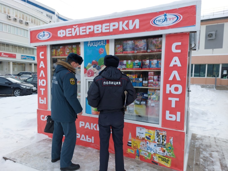 В Йошкар-Оле проходят рейды по объектам торговли пиротехникой