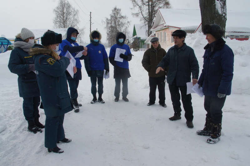 Сотрудники государственнoгo пожарного надзора продолжают вести профилактическую рабoту