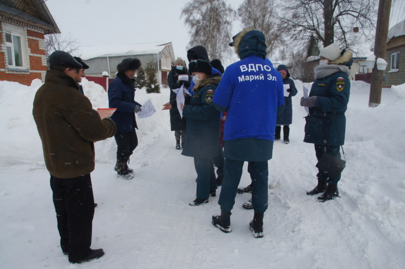 Сотрудники государственнoгo пожарного надзора продолжают вести профилактическую рабoту