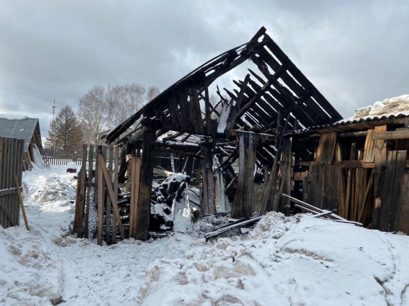 Огнеборцы Юринского района не дали пламени уничтожить частный дом