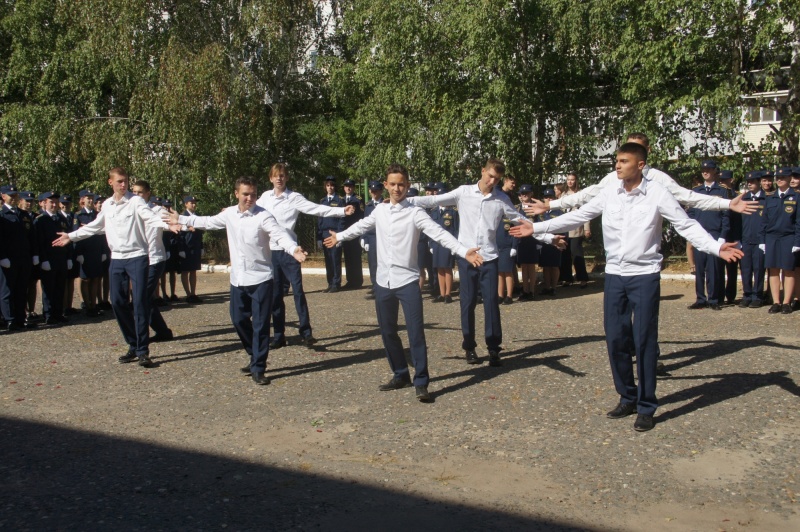 В Йошкар-Оле прошло открытие монумента “Во славу кадетства”