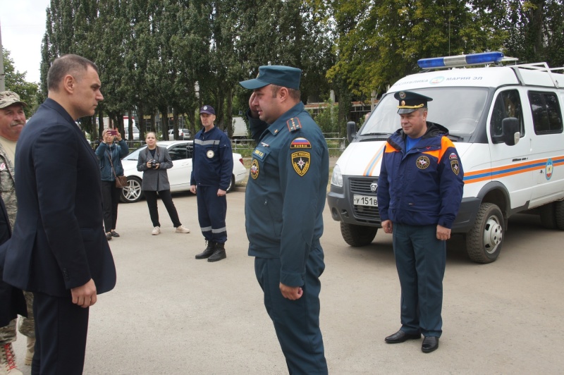 Представители спасательного ведомства приняли участие в слёте “Юнармии”