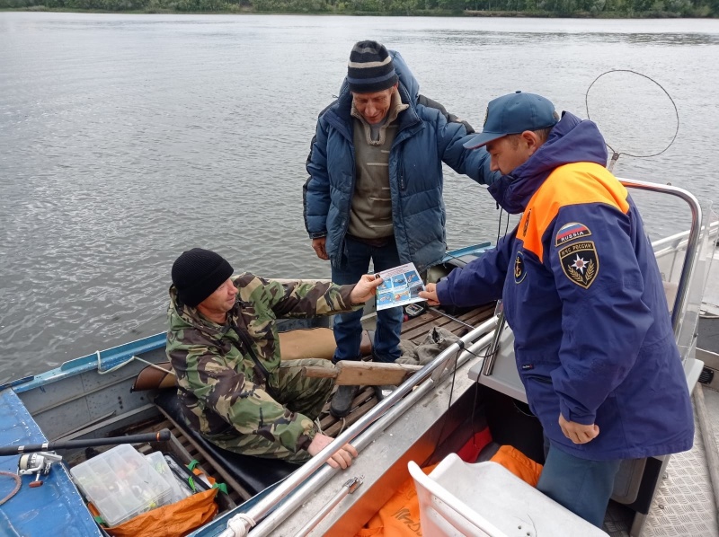 Сотрудники ГИМС осущeствляют патрулирование на водоемах республики