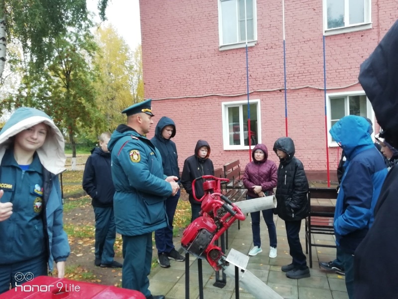 Спасательное ведомство активно участвует в жизни кадетов