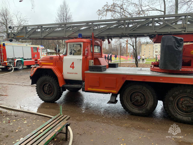 В Йошкар-Оле на пожаре погибла пожилая женщина