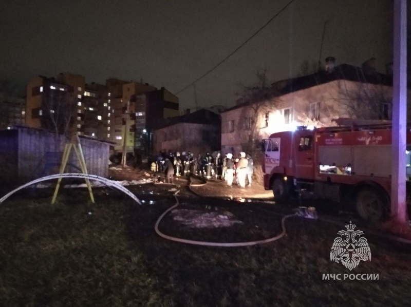 В Йошкар-Оле на пожаре были спасены три человека