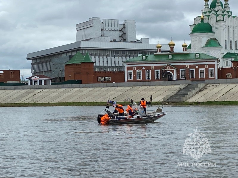 Сотрудниками центра ГИМС проведены занятия по спасению людей на воде