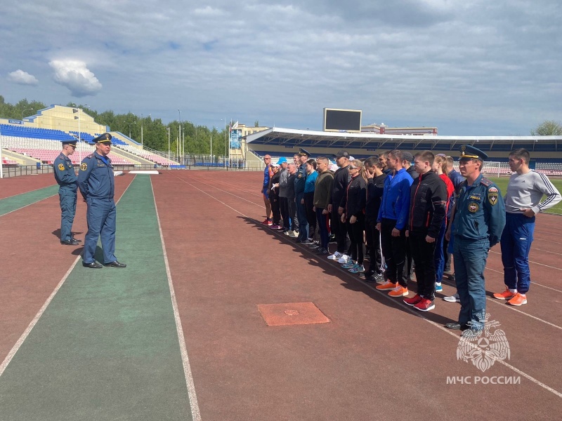 Команда 4-го пожарно-спасательного отряда стала лучшей на соревнованиях спасательного ведомства по легкой атлетике